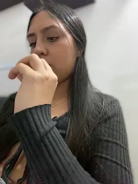 Salome golvert online show from February 2025 12:07:01 AM