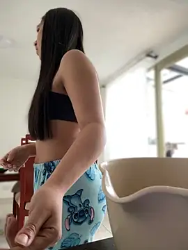 Salome golvert online show from October 2025 03:11:02 PM