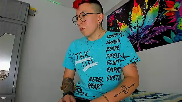 Sexyboy 666 online show from January 2026 02:21:02 PM