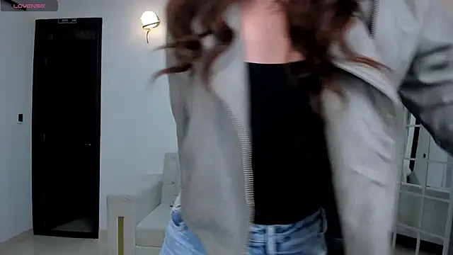 AnaisNin online show from November 2025 02:57:02 AM