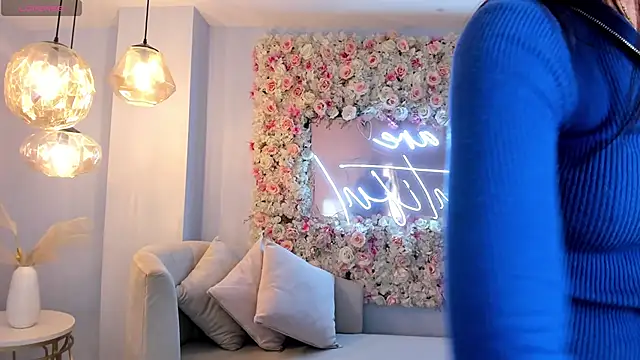 AnaisNin online show from February 2026 11:06:02 AM