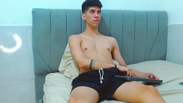 jhony-sex online show from June 2026 08:03:01 PM
