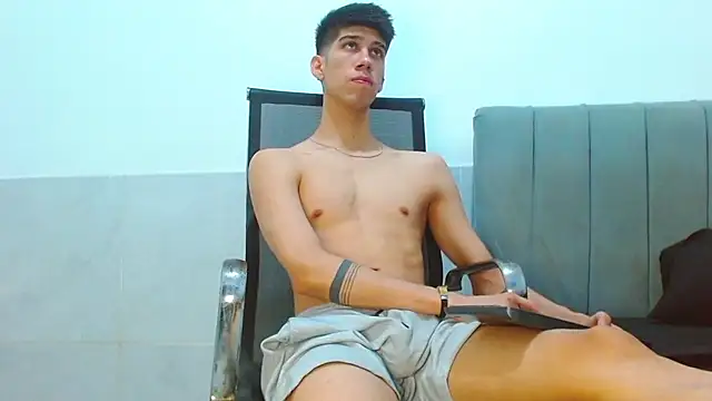 jhony-sex online show from July 2026 08:45:01 AM
