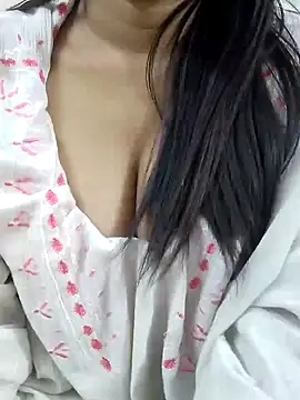 Snapshot of Banii_22 chatting on January 2025 08:25:01 AM Banii 22 online show from January 2025 08:25:01 AM