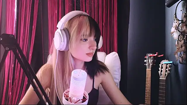 Avi Nile online show from July 2026 05:47:01 AM