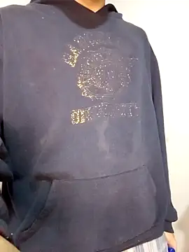 Snapshot of Mrdetonador chatting on October 2025 07:04:02 AM Mrdetonador online show from October 2025 07:04:02 AM