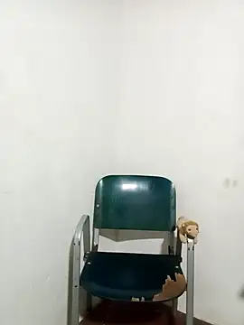 Snapshot of Mrdetonador chatting on October 2025 06:23:02 AM Mrdetonador online show from October 2025 06:23:02 AM