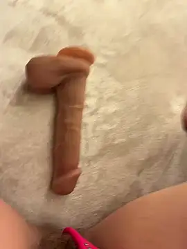 Leanaa Jolly online show from April 2026 07:29:01 PM