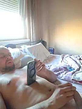 Huncutkuki online show from March 2025 03:18:01 PM