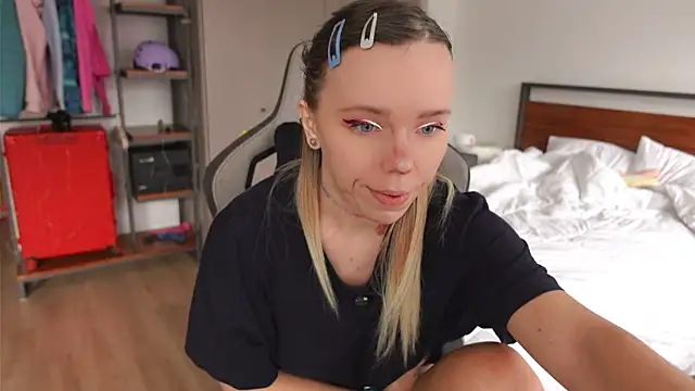 Ayra Lust online show from July 2026 04:24:01 PM