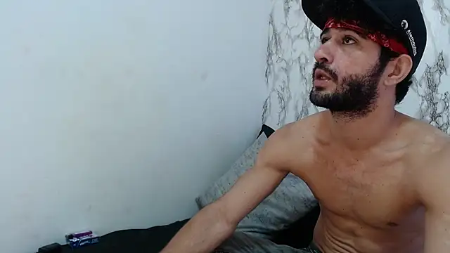 Moon and aaron online show from March 2026 03:45:02 AM