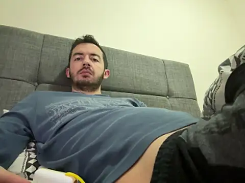 laynufff online show from April 2026 05:33:02 AM