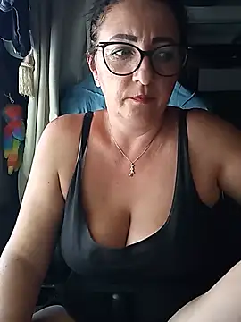 Snapshot of cuplubijoanna chatting on July 2026 11:05:02 AM cuplubijoanna online show from July 2026 11:05:02 AM