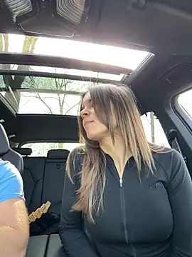 Snapshot of JuicyFruits93 chatting on March 2026 12:09:01 PM JuicyFruits93 online show from March 2026 12:09:01 PM