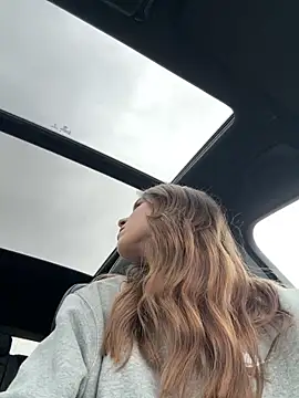 Snapshot of JuicyFruits93 chatting on March 2026 11:24:01 AM JuicyFruits93 online show from March 2026 11:24:01 AM