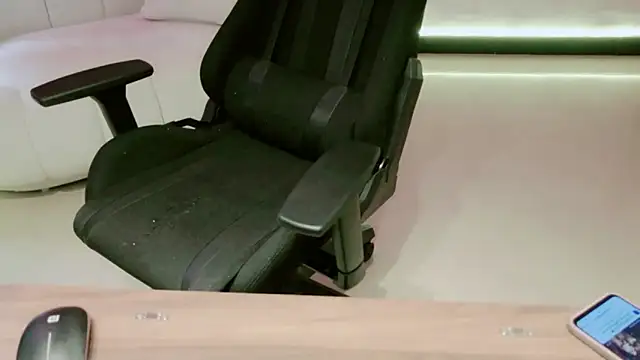 Gracefulgoddess online show from February 2026 05:17:02 AM