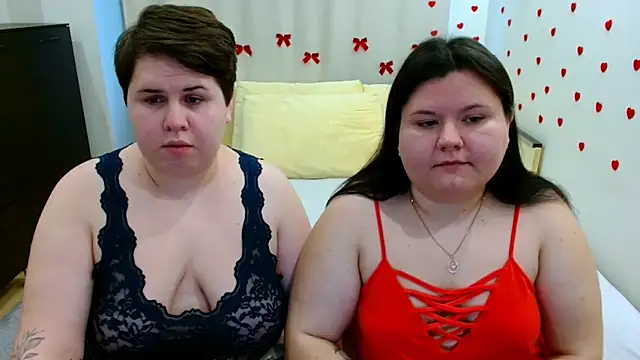 BeckyAndHellen online show from October 2025 11:33:01 AM