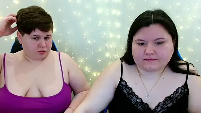 BeckyAndHellen online show from February 2026 11:50:01 AM