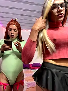 big girl21cm online show from October 2025 12:56:02 AM