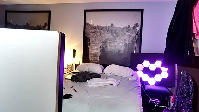 savageconfidence online show from April 2026 09:40:02 AM