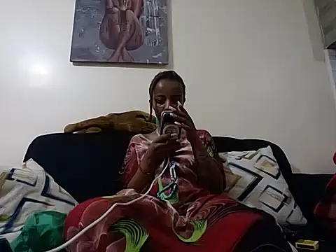 hoely grail01 online show from November 2025 11:07:02 PM