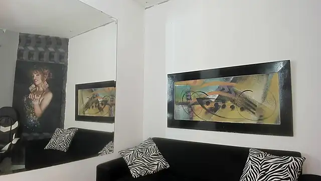Loremhotsex online show from September 2025 07:37:02 PM