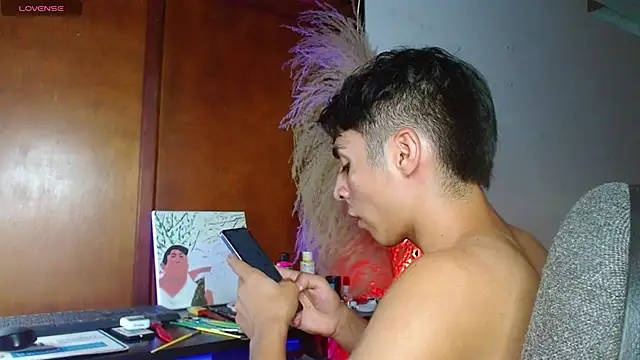 Snapshot of justin_alexxx chatting on February 2025 11:59:02 PM justin alexxx online show from February 2025 11:59:02 PM