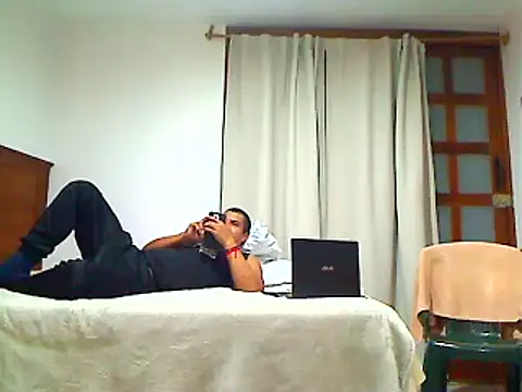 Snapshot of lozter345 chatting on September 2025 06:02:02 AM lozter345 online show from September 2025 06:02:02 AM