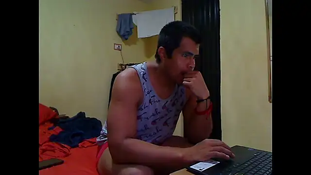 Snapshot of lozter345 chatting on October 2025 11:35:01 PM lozter345 online show from October 2025 11:35:01 PM