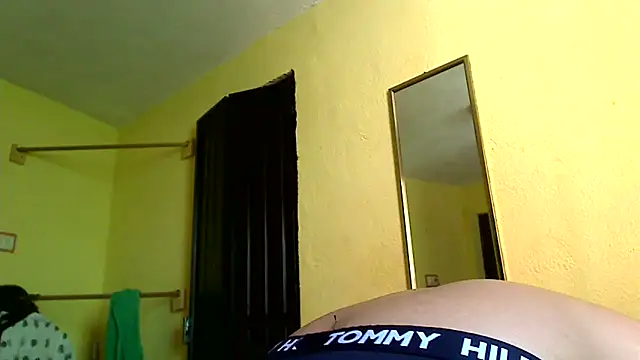 Snapshot of lozter345 chatting on October 2025 06:41:02 PM lozter345 online show from October 2025 06:41:02 PM