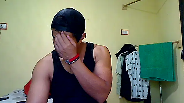 Snapshot of lozter345 chatting on October 2025 07:58:02 PM lozter345 online show from October 2025 07:58:02 PM