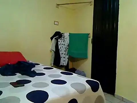 Snapshot of lozter345 chatting on October 2025 09:35:02 PM lozter345 online show from October 2025 09:35:02 PM