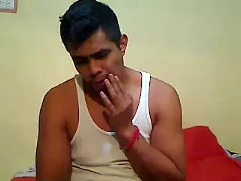 Snapshot of lozter345 chatting on November 2025 10:32:02 PM lozter345 online show from November 2025 10:32:02 PM