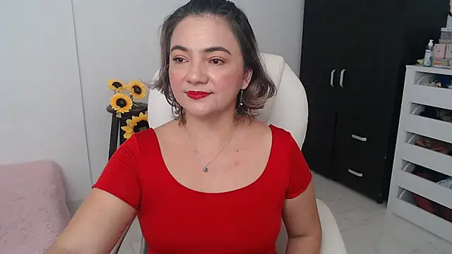 Snapshot of ana_milf chatting on December 2024 01:22:02 PM ana milf online show from December 2024 01:22:02 PM