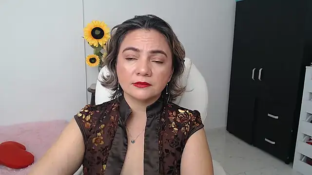 Snapshot of ana_milf chatting on December 2024 03:55:02 AM ana milf online show from December 2024 03:55:02 AM