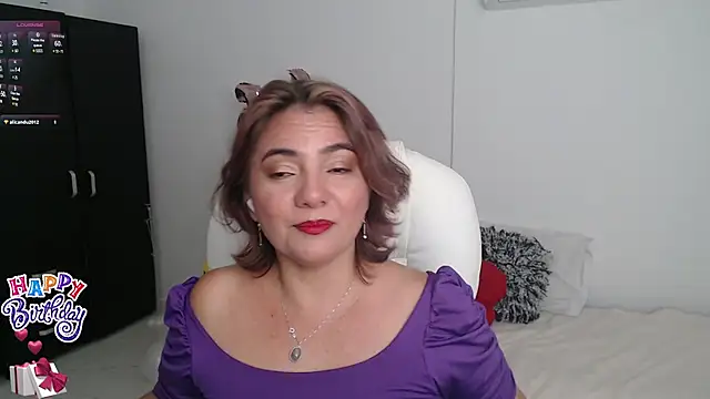Snapshot of ana_milf chatting on January 2025 02:08:01 AM ana milf online show from January 2025 02:08:01 AM