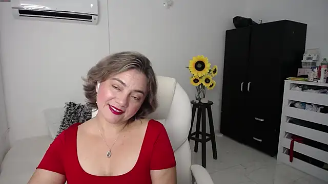 Snapshot of ana_milf chatting on March 2025 11:58:02 AM ana milf online show from March 2025 11:58:02 AM