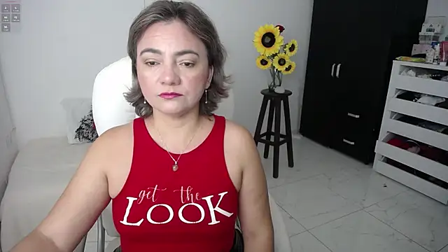 Snapshot of ana_milf chatting on March 2025 11:47:02 AM ana milf online show from March 2025 11:47:02 AM