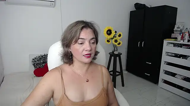 Snapshot of ana_milf chatting on March 2025 07:17:01 PM ana milf online show from March 2025 07:17:01 PM