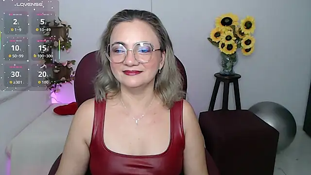 ana milf online show from March 2026 01:29:02 PM