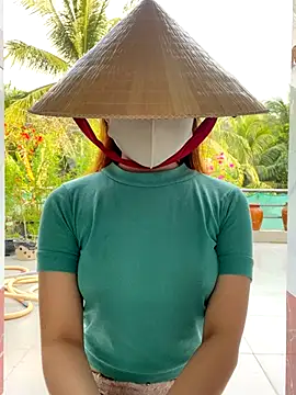 BabyThree  online show from November 2025 08:35:01 AM