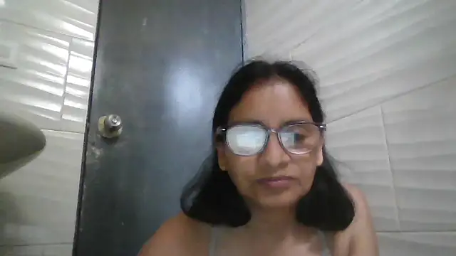 Snapshot of titssmall123 chatting on November 2025 07:59:02 PM titssmall123 online show from November 2025 07:59:02 PM