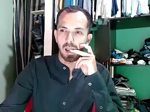 Tomas Tylor online show from January 2026 12:24:01 AM