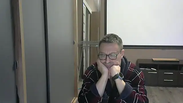 Snapshot of HarrySnake chatting on October 2025 02:14:02 PM HarrySnake online show from October 2025 02:14:02 PM