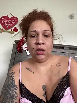 ladycreamypr2 online show from February 2026 02:48:01 PM