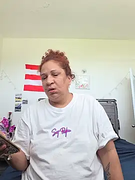 Snapshot of ladycreamypr2 chatting on June 2026 04:44:01 PM ladycreamypr2 online show from June 2026 04:44:01 PM