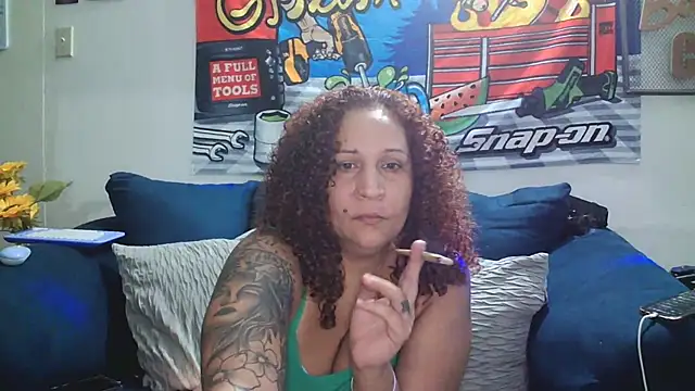 Snapshot of ladycreamypr2 chatting on June 2026 12:08:02 AM ladycreamypr2 online show from June 2026 12:08:02 AM