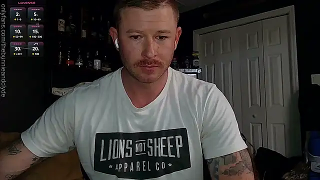 chillinthemosttt online show from February 2025 06:52:02 PM