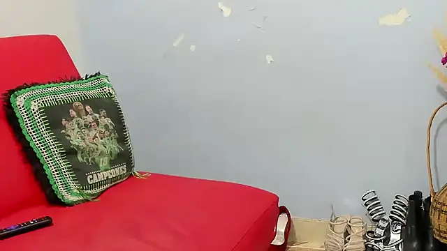 Latin Mature975 online show from November 2025 07:30:02 AM