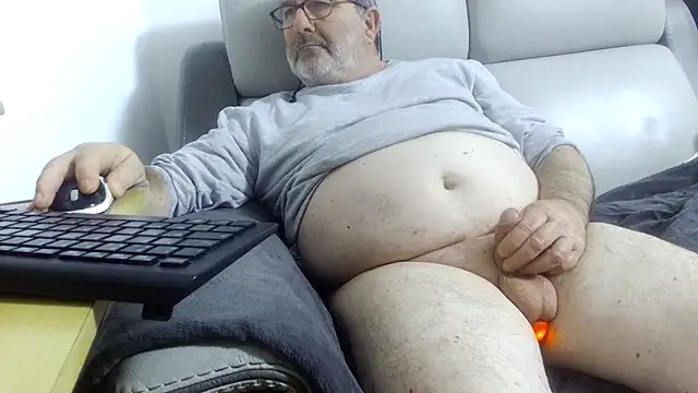 gillou1234 online show from March 2026 12:15:01 AM